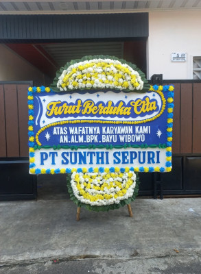 Papan Bunga Duka di Pagaran