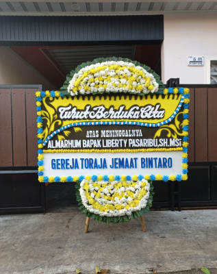Papan Bunga Duka di Pagaran
