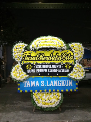 Papan Bunga Duka di Pagaran